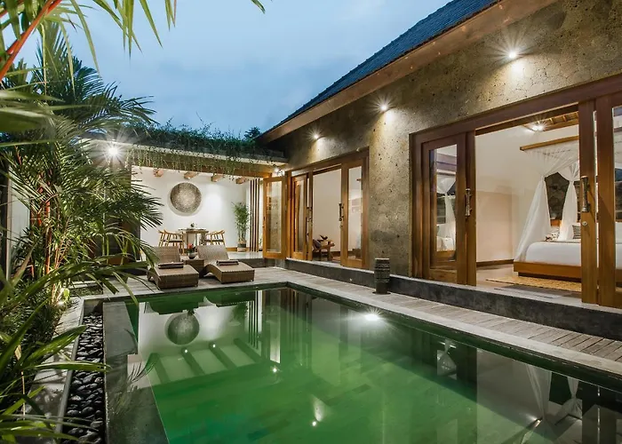 Season Villa *